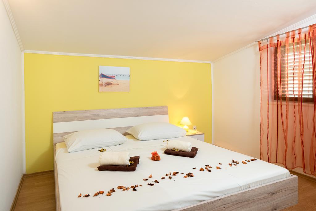 Apartment Lucija
