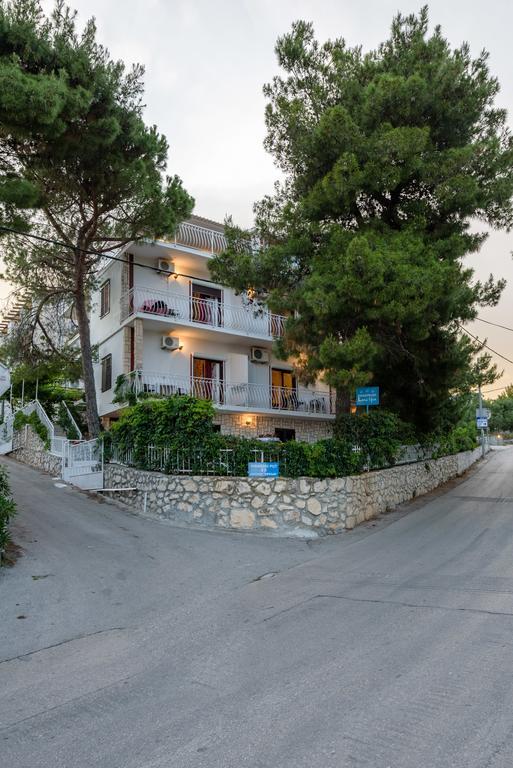 Lucija Trogir