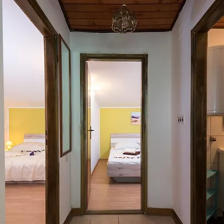 Apartments Lucija Trogir Zimmer foto